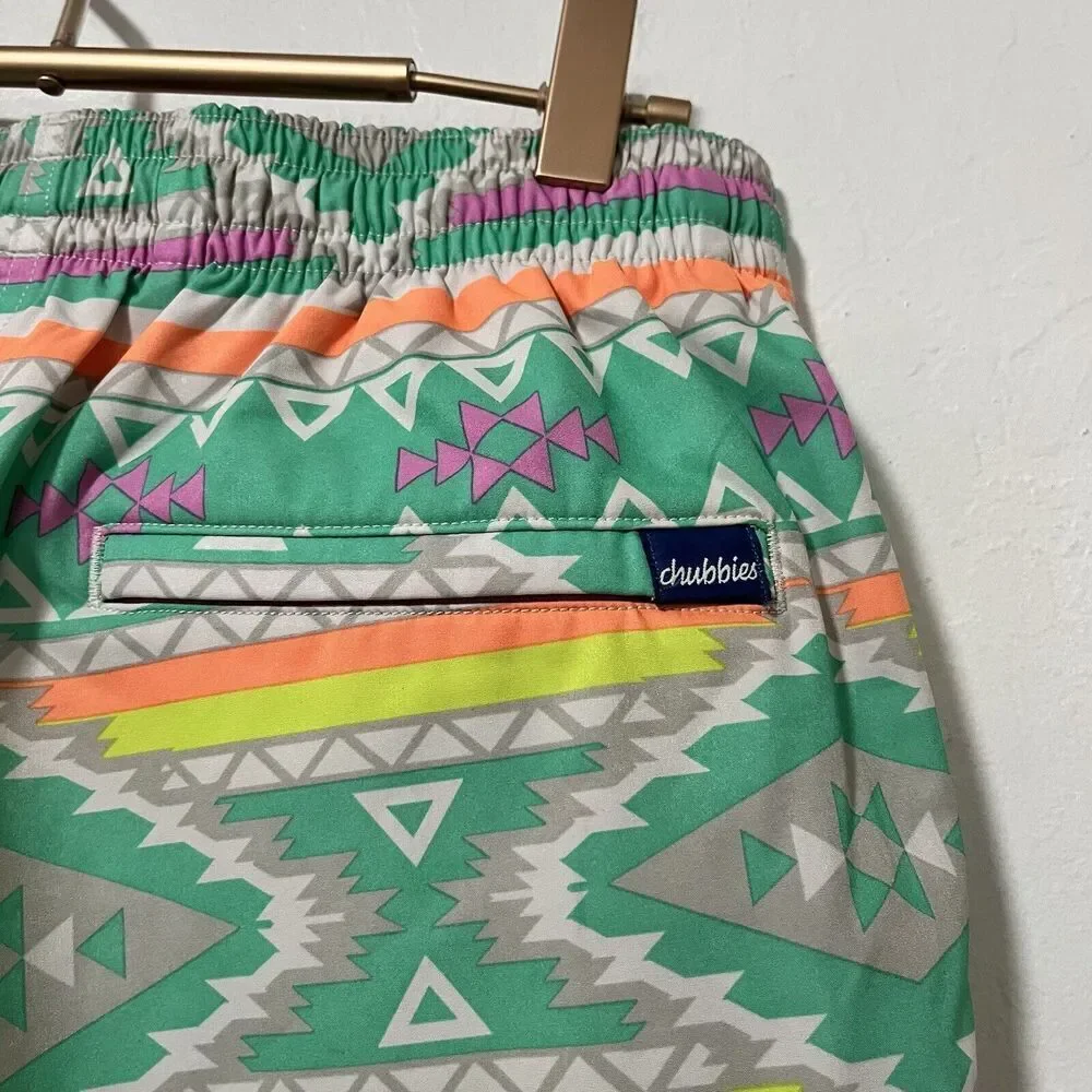 Chubbies En Fuego Aztec 7” Swim Trunks‎ Size M Lined Beach Vacation Men's NWOT